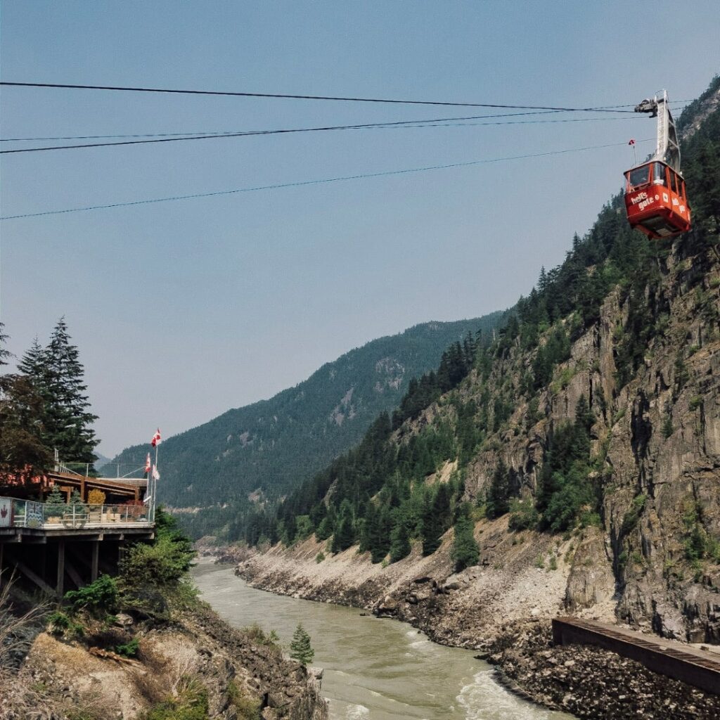 airtram over river