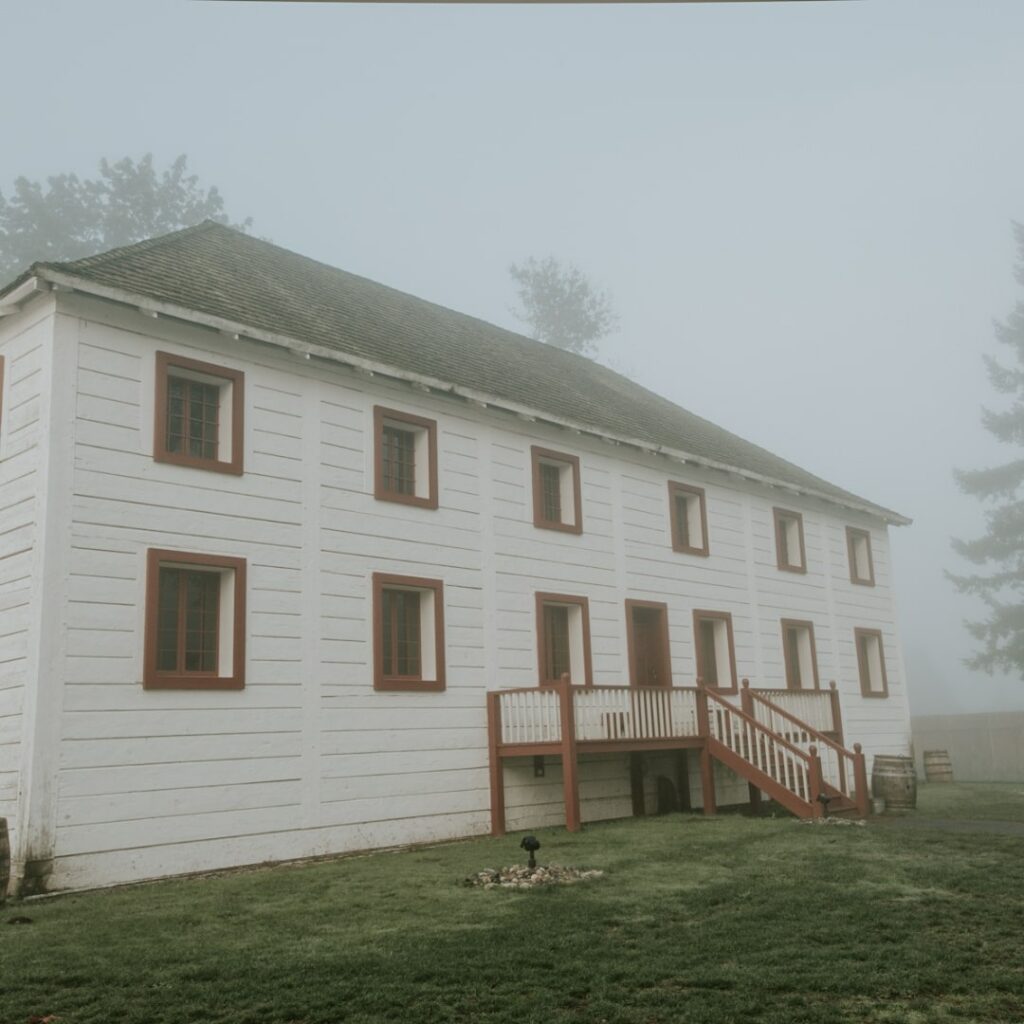 misty lodge